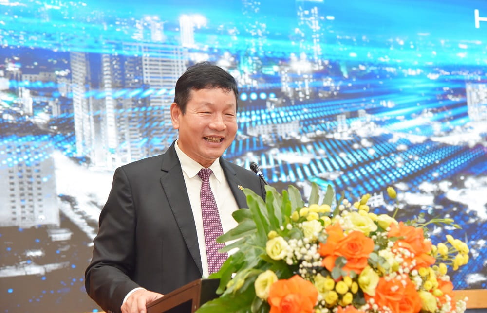 Mr. Truong Gia Binh, Chairman of FPT, at the Signing Ceremony