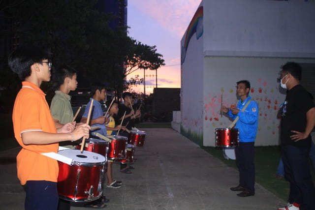 Học sinh Hope School rộn ràng tập luyện chuẩn bị cho ngày hội đến trường