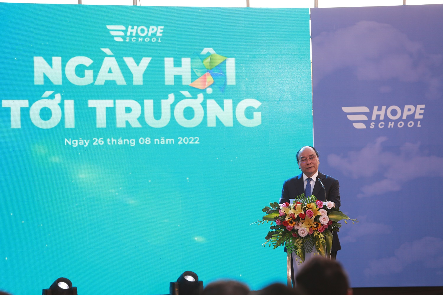 Chủ tịch nước Nguyễn Xuân Phúc phát biểu tại Ngày hội đến trường Hope School