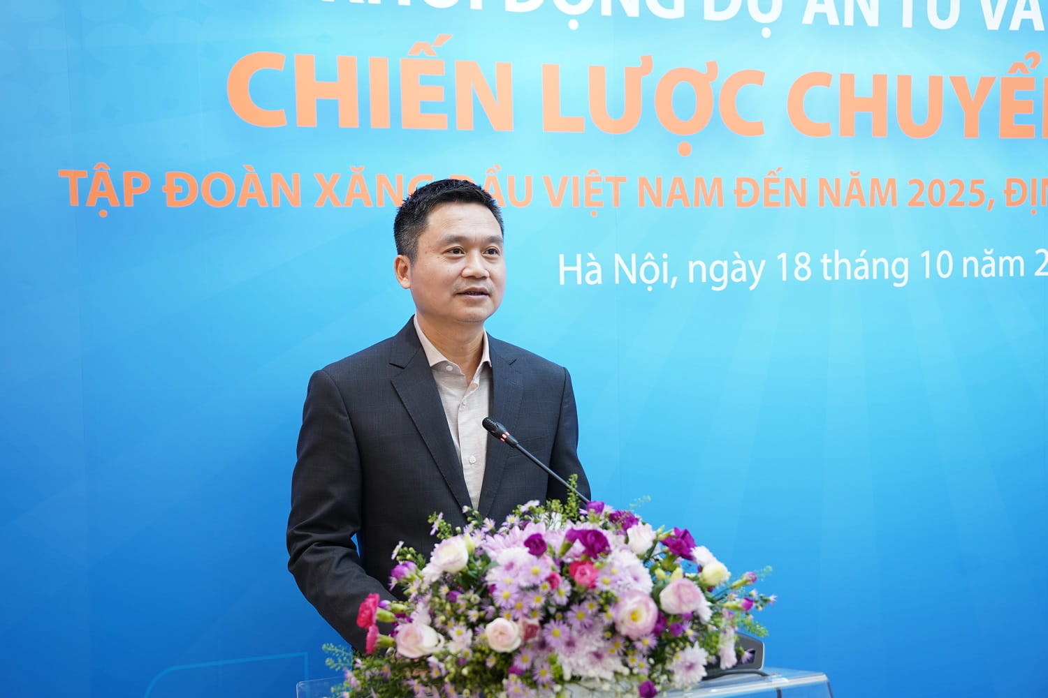 Bí thư Đảng ủy – Chủ tịch HĐQT Petrolimex – Trưởng Ban chỉ đạo Chuyển đổi số Petrolimex Phạm Văn Thanh phát biểu chỉ đạo tại sự kiện