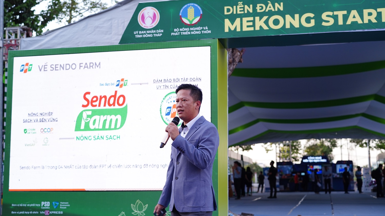 Sendo Deputy CEO Nguyen Phuong Hoang presented at the event