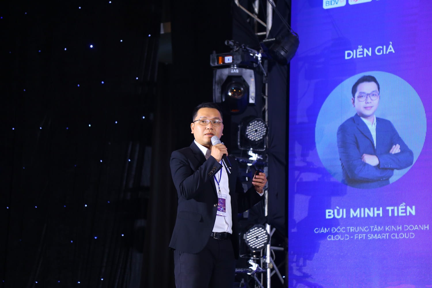 Mr. Bui Minh Tien - Director of Cloud Business Center, FPT Smart Cloud - gave his speech.