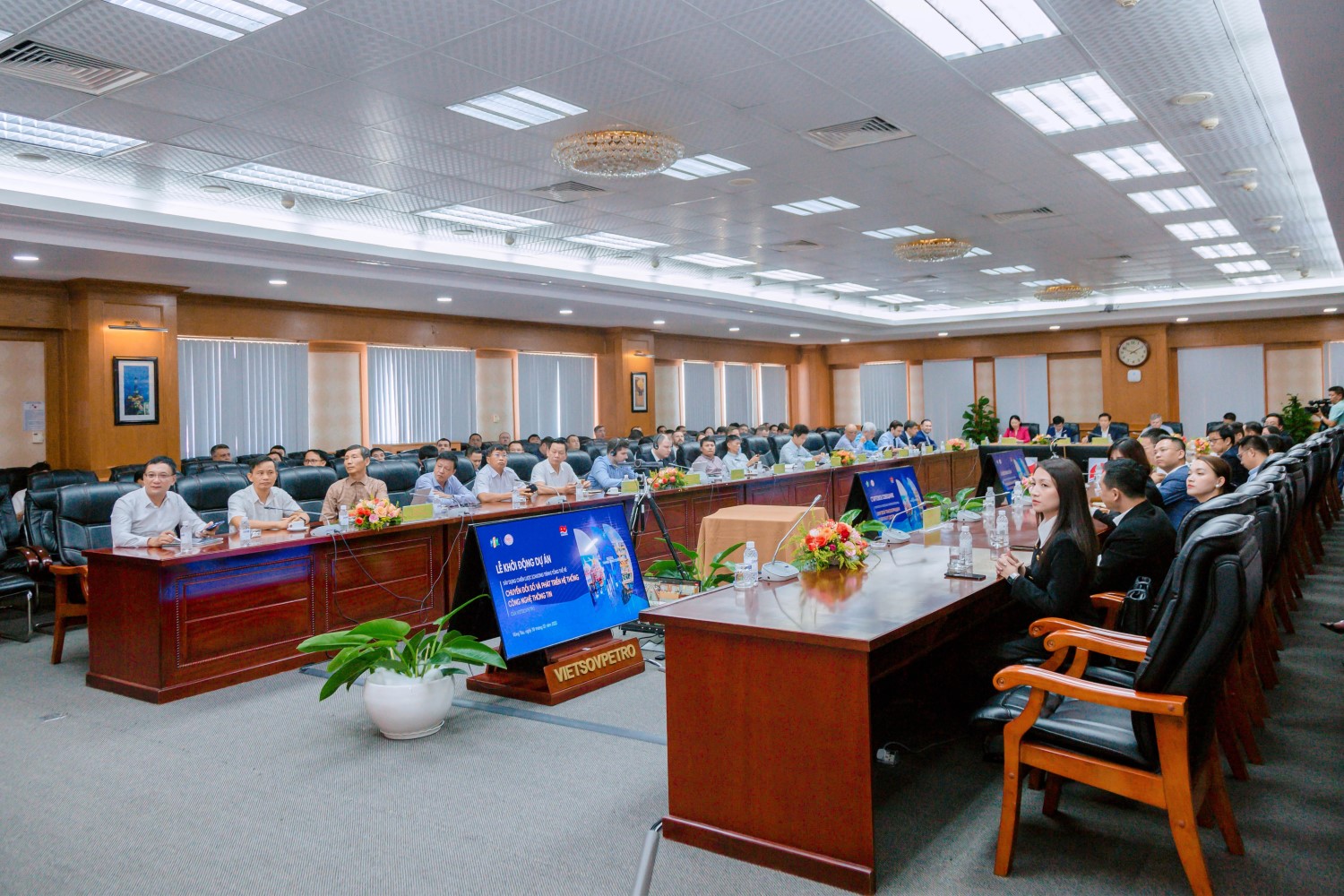 Toàn cảnh sự kiện