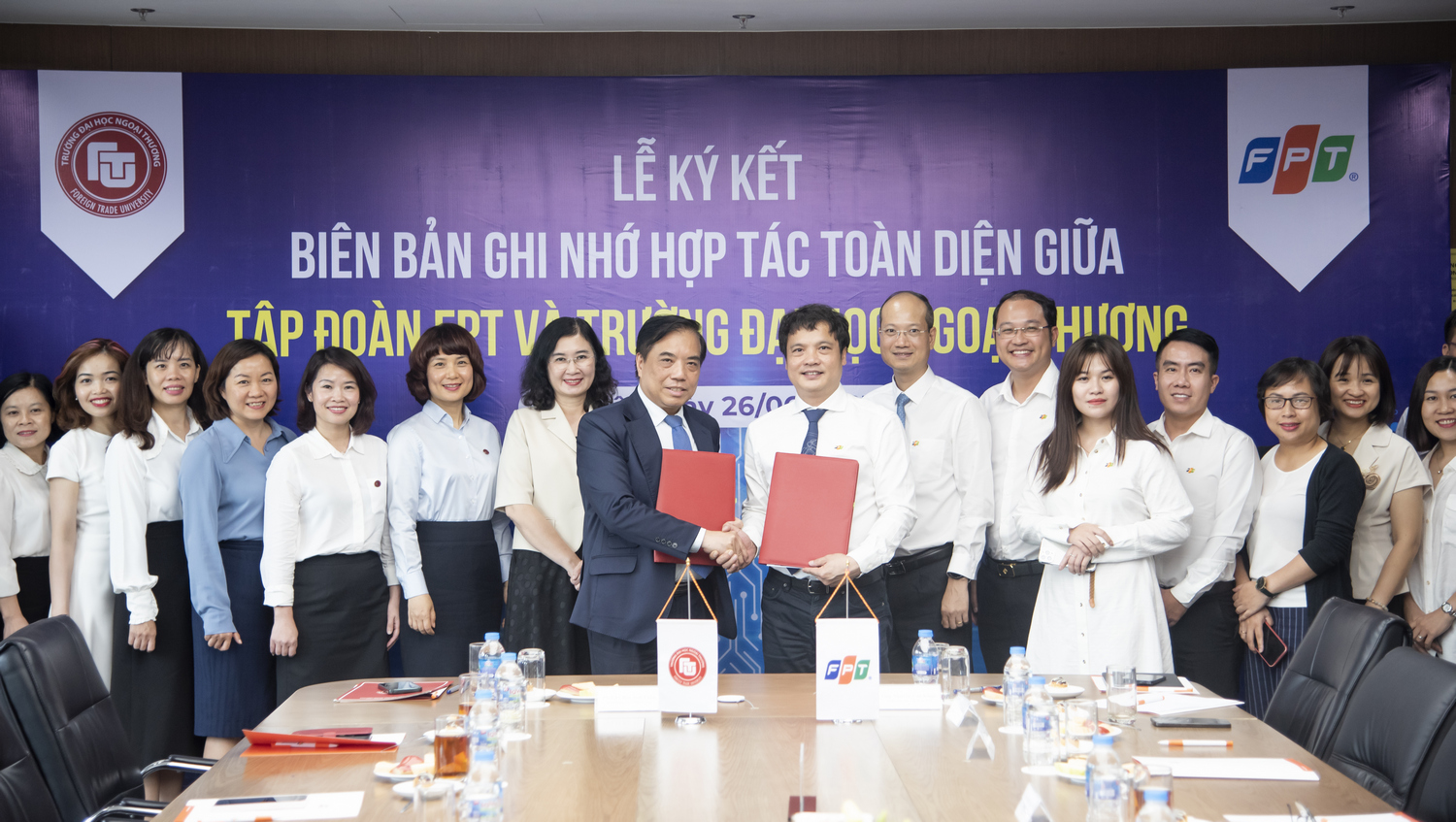 Tap doan FPT ky ket hop tac voi FTU o hai mang_ dao tao va nghien cuu khoa hoc