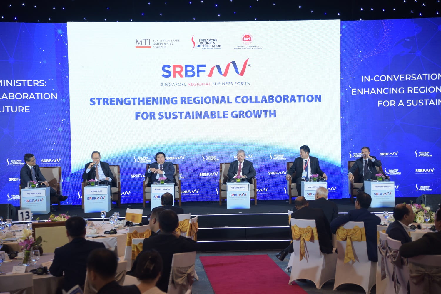 “In-conversation with Ministers” session at the Singapore Regional Business Forum in Hanoi, July 2023