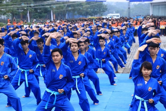 Ba thập kỷ bền bỉ vun đắp con đường thực hiện khát vọng quốc gia hùng cường