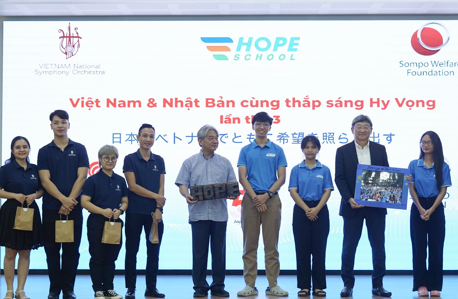 The Final Performance of the "Vietnam and Japan Illuminate Hope Together" Series in 2023