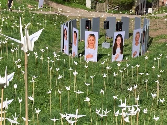 1,000 paper cranes have been showcased in Calw City under the theme "Hope Was My Way."