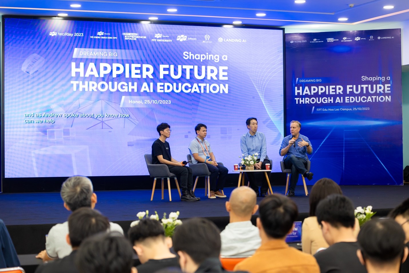 Buổi chia sẻ của Tiến sĩ Andrew NG và các chuyên gia của FPT Software AI Center với sinh viên Việt Nam.