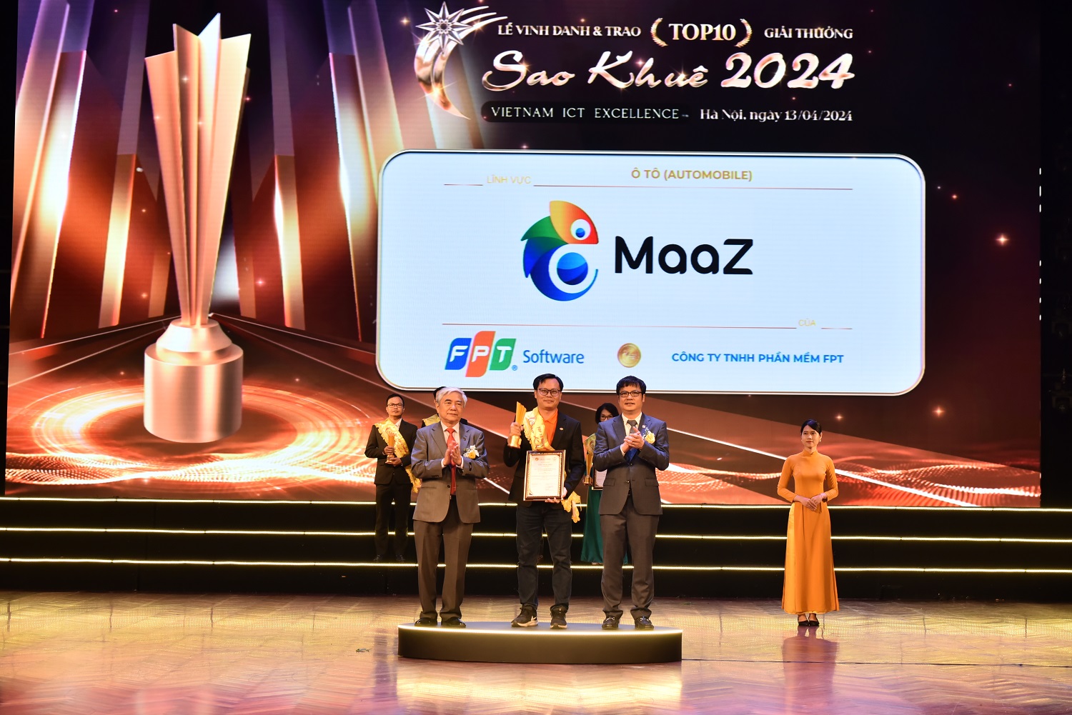 MaaZ - FPT's comprehensive suite of solutions for automobiles - was recognized among the Top 10 Sao Khue rankings