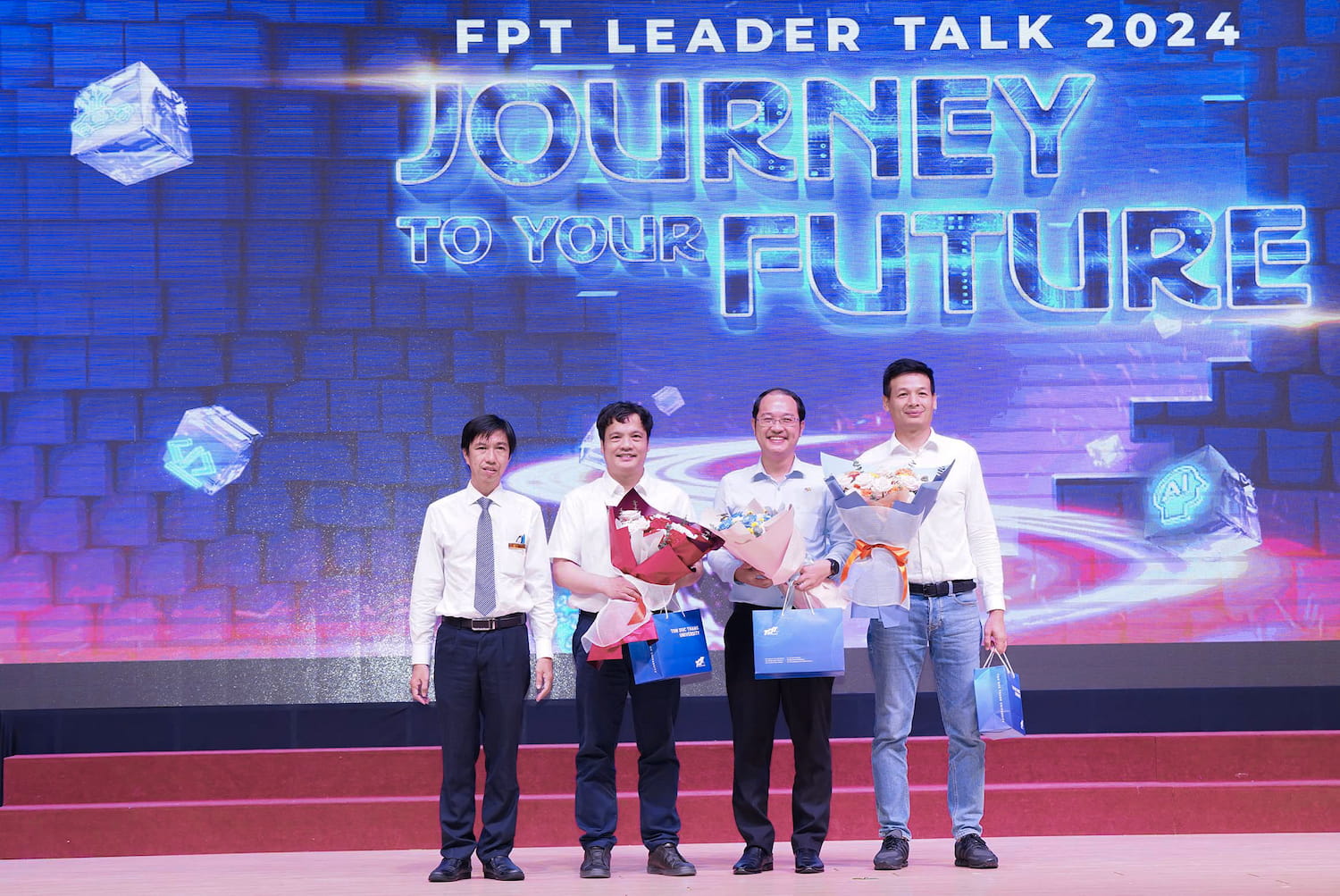 FPT Corporation inaugurates a series of Leader Talk - Journey To Your Future programs for students, commencing at Ton Duc Thang University (TDTU).