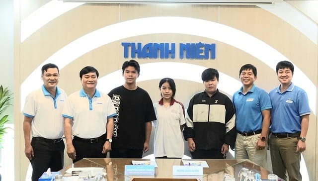 Hy vọng Cùng con đi tiếp cuộc đời