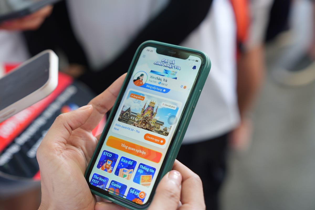 The FIS 30 The Next app enhances the experience for all activities and serves as a professional operating platform for the entire event.