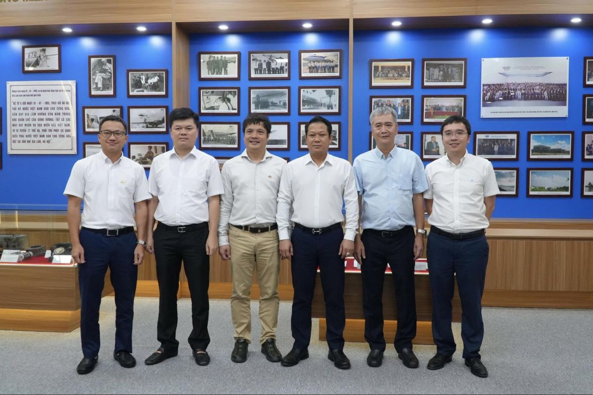 Senior leaders of VATM and FPT