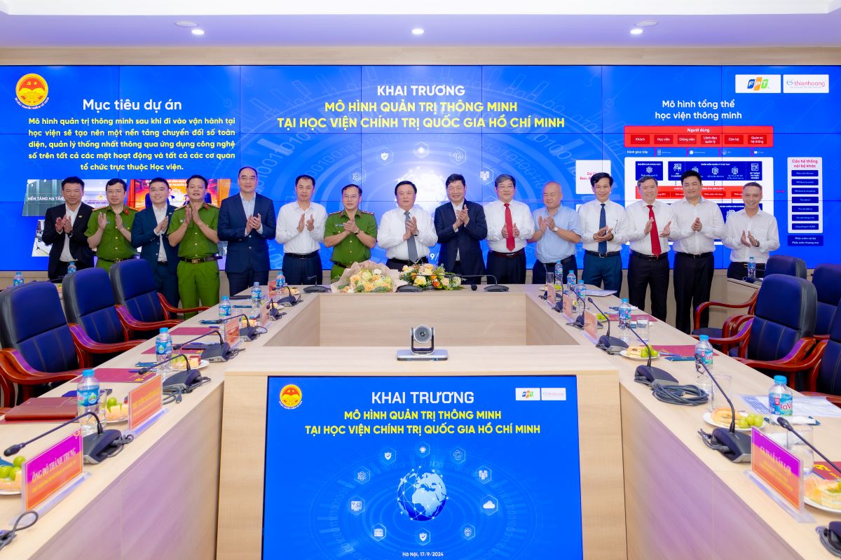 The opening ceremony of the "Smart governance model" at Ho Chi Minh National Academy of Politics.