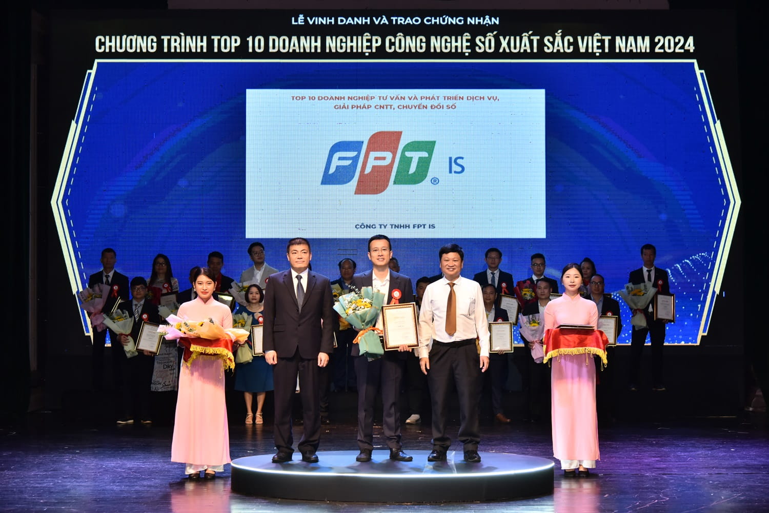 Top 10 Doanh nghiệp tư vấn và phát triển dịch vụ, giải pháp CNTT