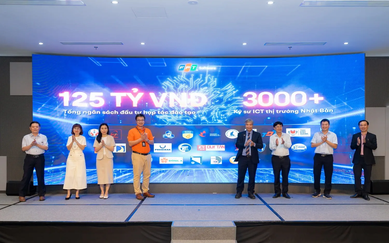 FPT Software announces 125 billion VND investment to train ICT engineers for the Japanese market.