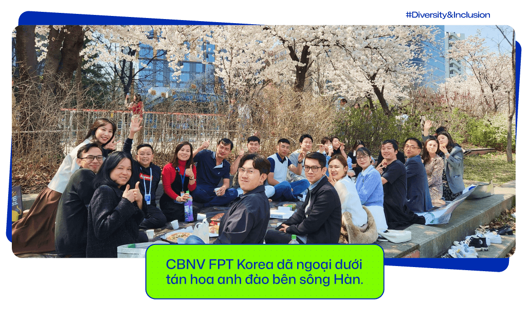 CBNV FPT Korean dã ngoại dưới tán hoa anh đào bên bờ sông Hàn
