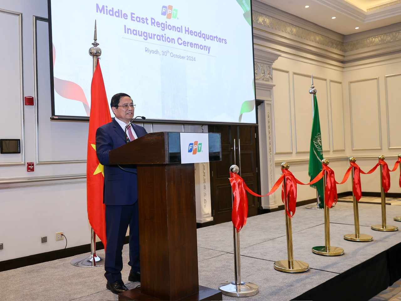 Prime Minister Pham Minh Chinh gave a speech at the inauguration ceremony of FPT’s regional headquarters in Riyadh, Saudi Arabia. (Photo: VGP/Nhat Bac)