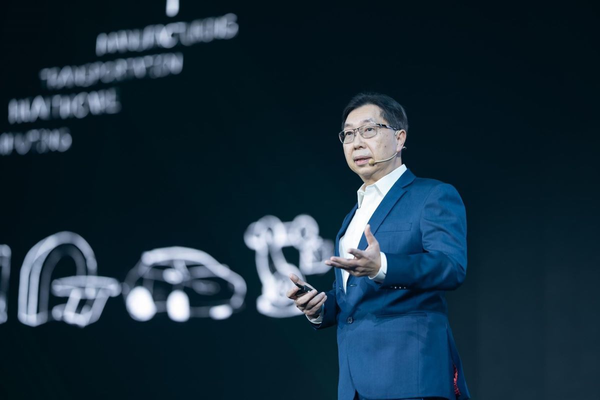 Mr. Dennis Ang - Senior Director of NVIDIA emphasized the role of AI Factory in shaping the new era of technology