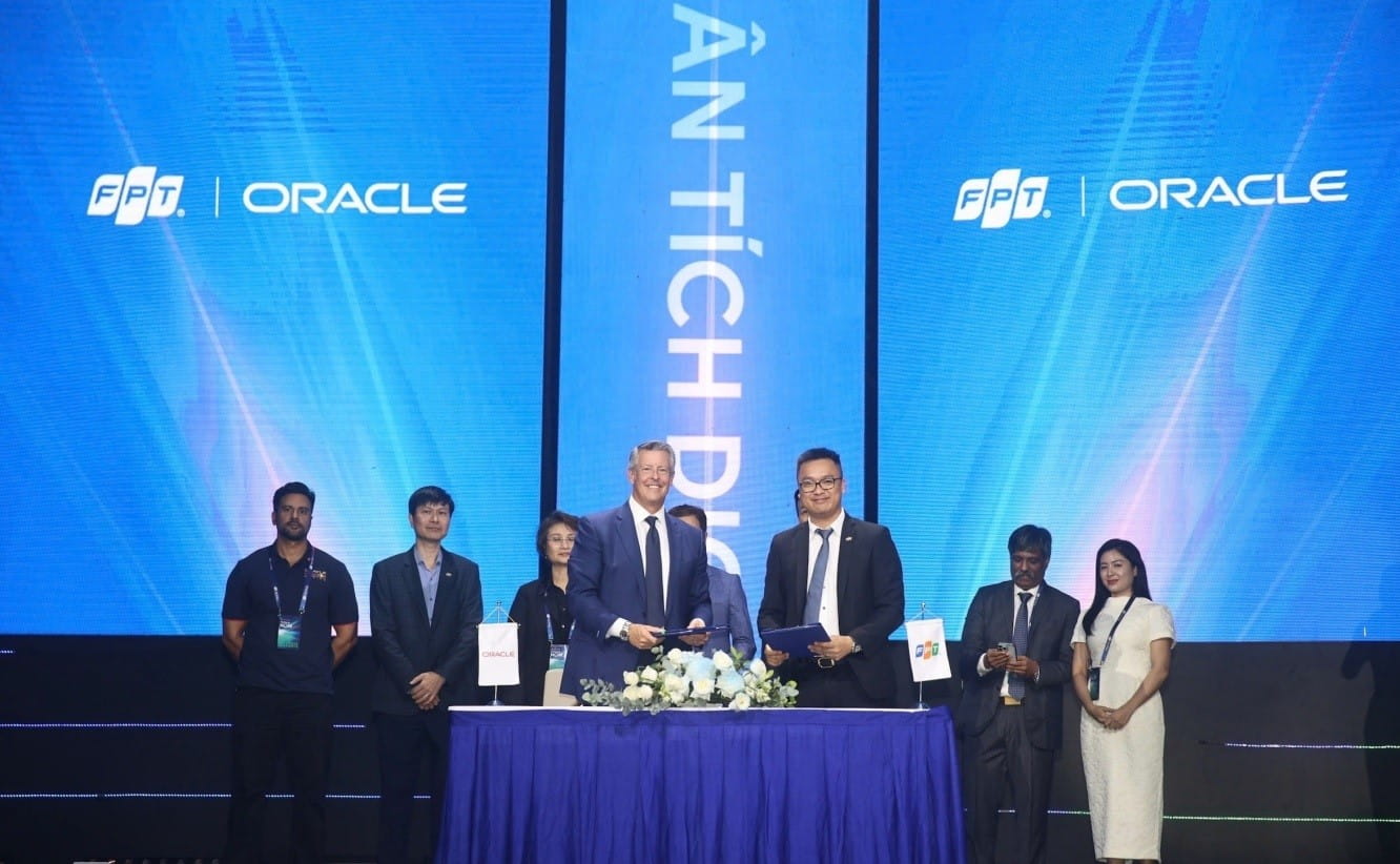 FPT và Oracle ký kết hợp tác triển khai hệ thống phân tích tài chính Oracle (OFSAA)