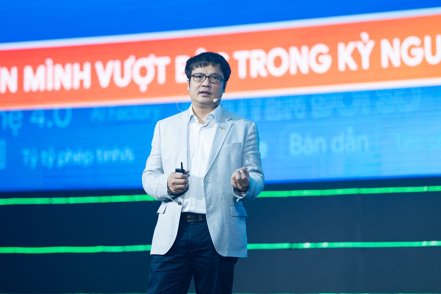 Tổng Giám đốc FPT Nguyễn Văn Khoa tại phiên hội thảo chiều 14/11 trong khuôn khổ Diễn đàn công nghệ quốc tế FPT 2024.