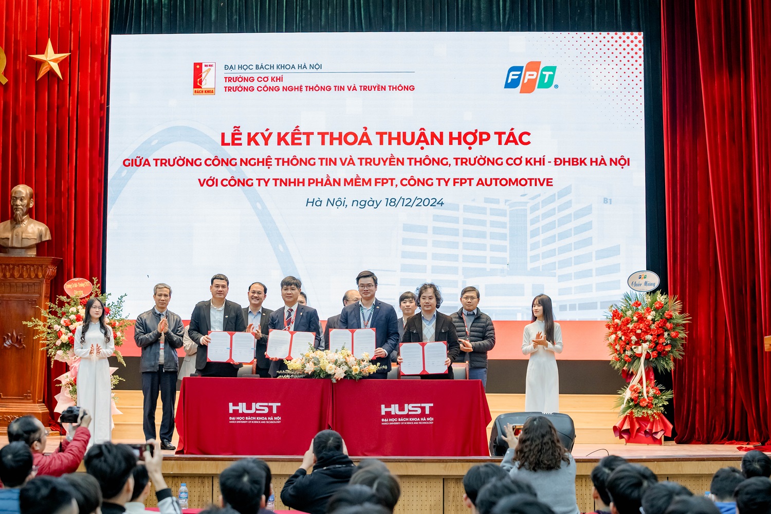 Lễ ký kết thỏa thuận hợp tác giữa tập đoàn FPT với trường Công nghệ Thông tin & Truyền thông và trường Cơ khí - Đại học Bách khoa Hà Nội.