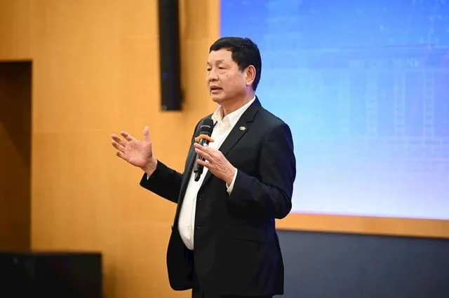 FPT Chairman Truong Gia Binh