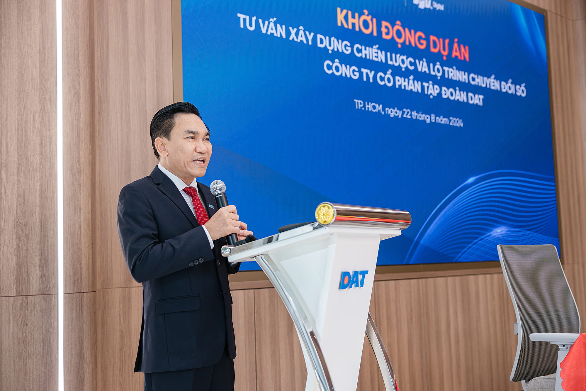 Mr. Tieu Van Dat, CEO of DAT Group