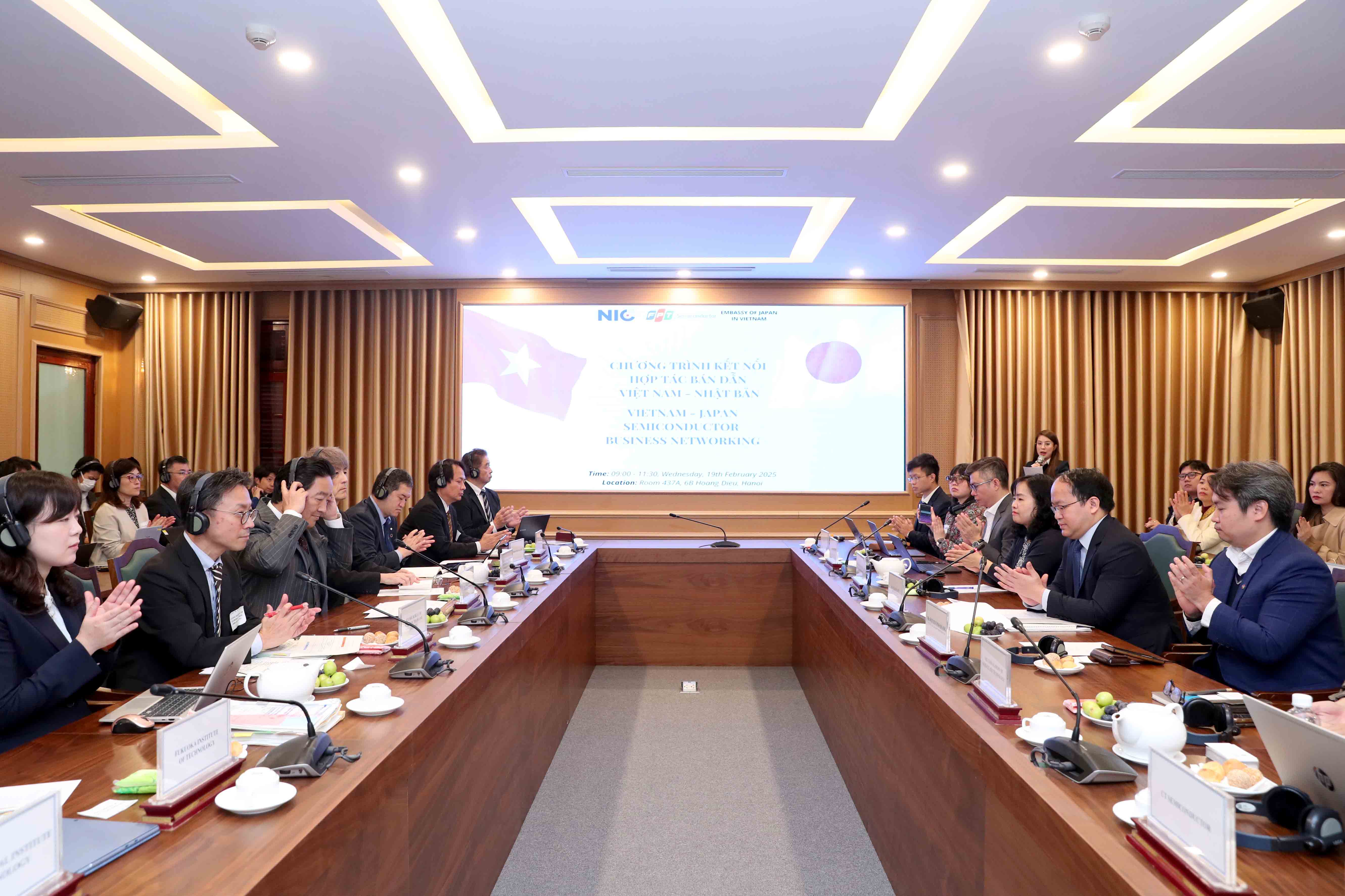 “Vietnam–Japan Semiconductor Cooperation Networking Program” co-organized by NIC, the Embassy of Japan in Vietnam, and FPT.