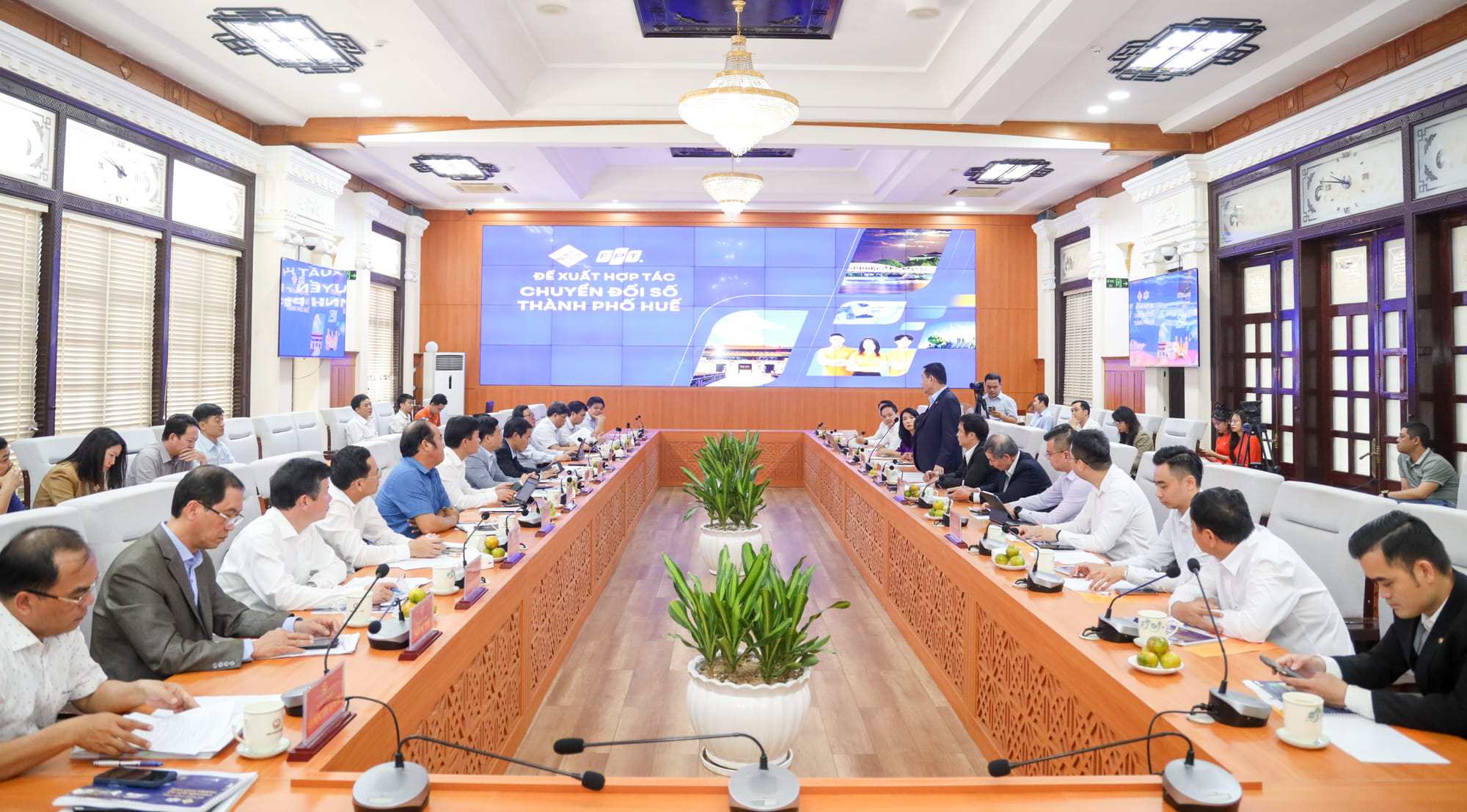 A view of the meeting