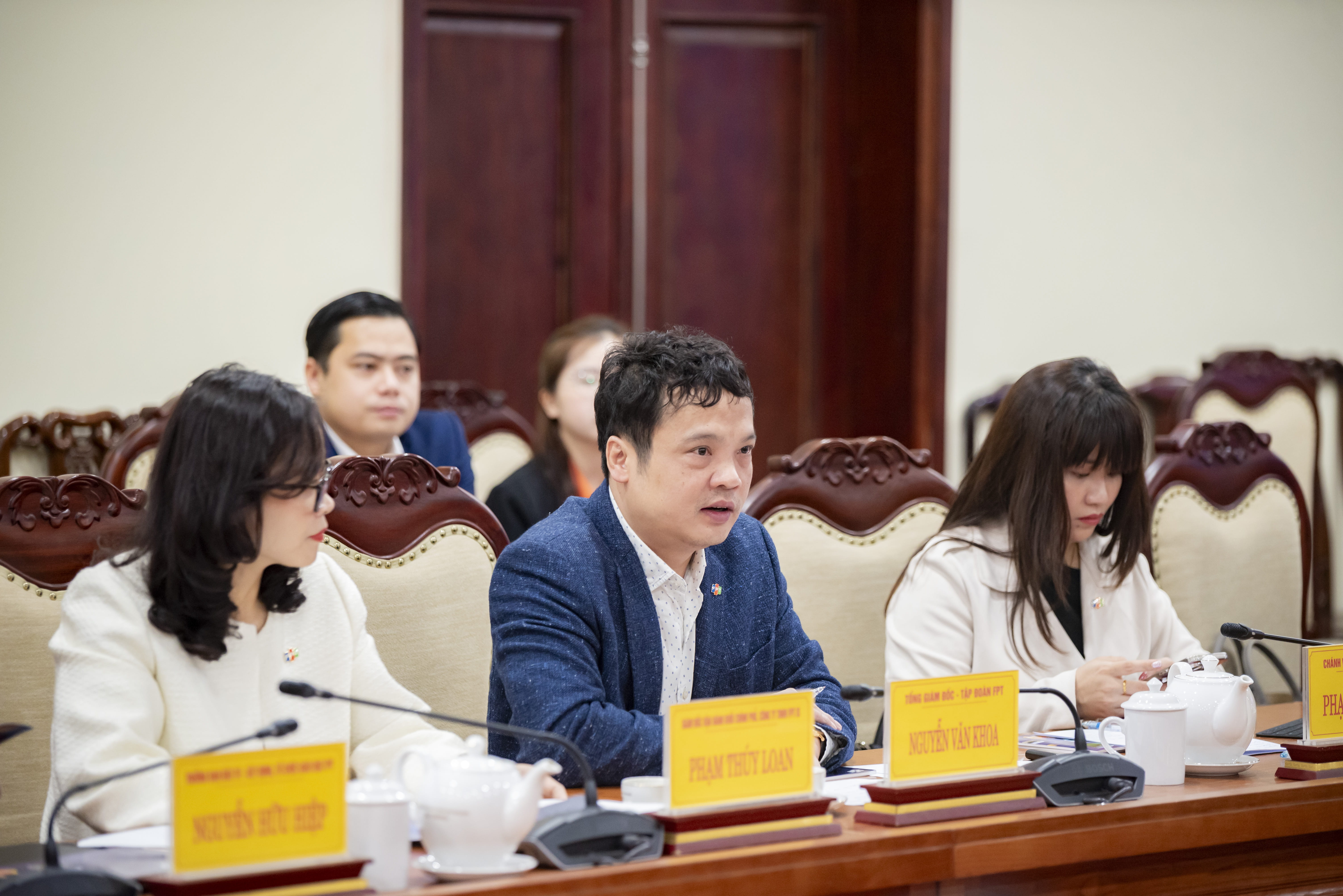 FPT CEO Nguyen Van Khoa at the event