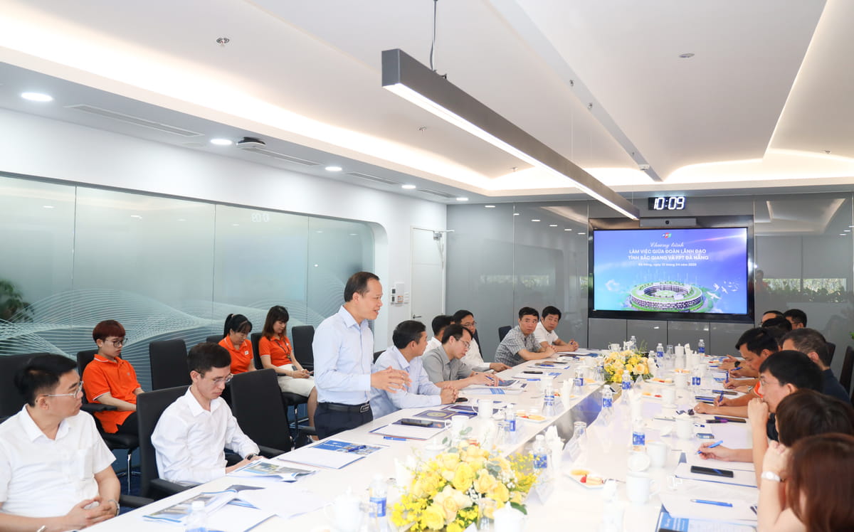 Standing Vice Chairman of the Bac Giang Provincial People’s Committee, Mr. Mai Son, expresses his expectation that FPT will develop a semiconductor urban area in Bac Giang Province.
