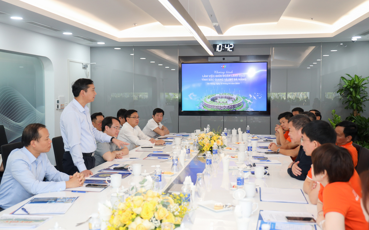 Chủ tịch UBND tỉnh Bắc Giang Nguyễn Việt Oanh