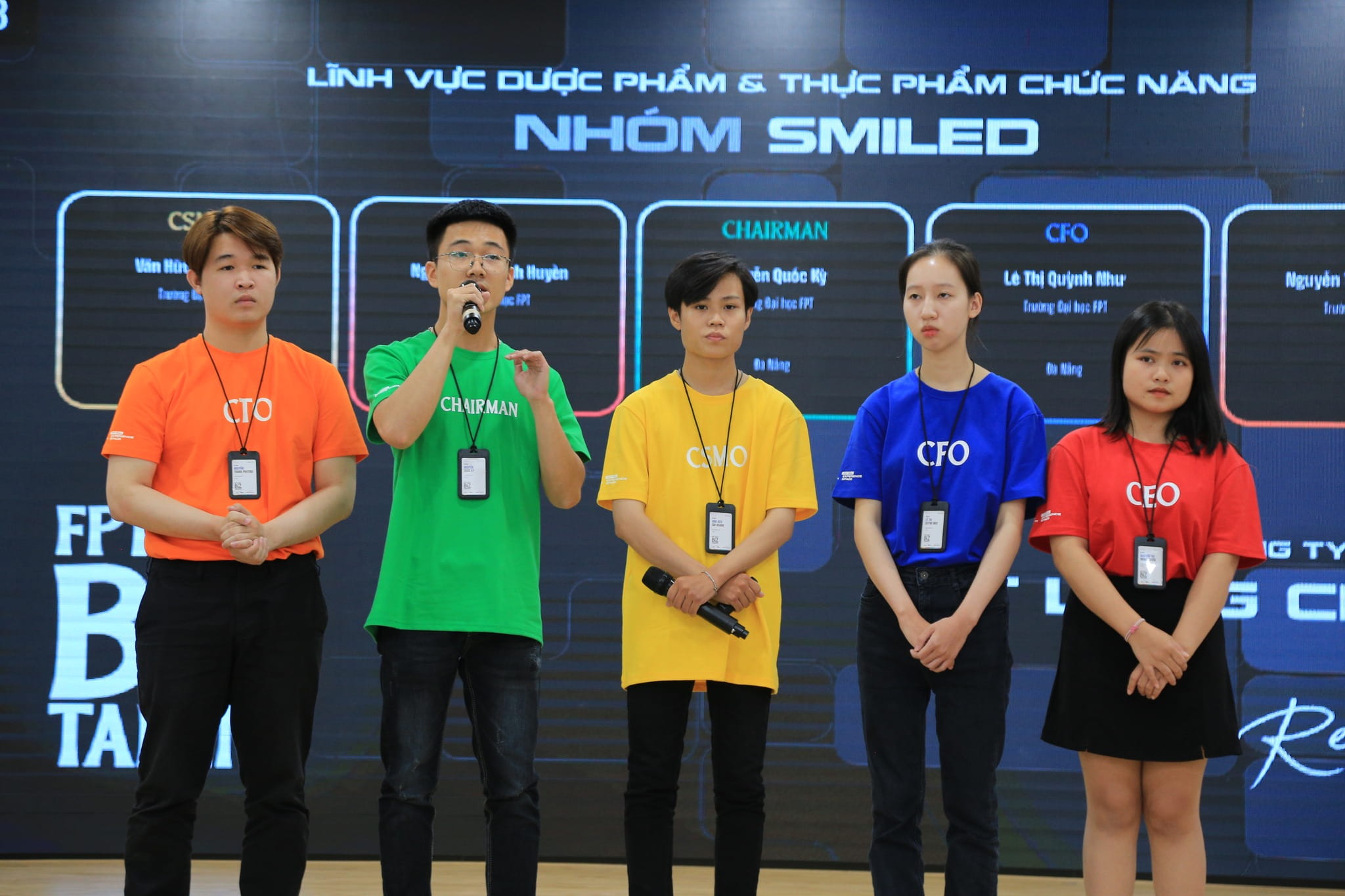 FPT University students participating in startup activities.