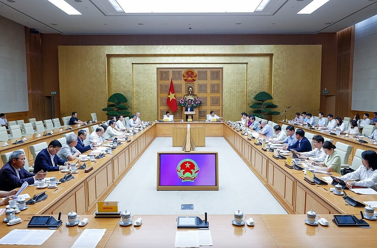 The Policy Advisory Council held its first meeting on the afternoon of April 24.