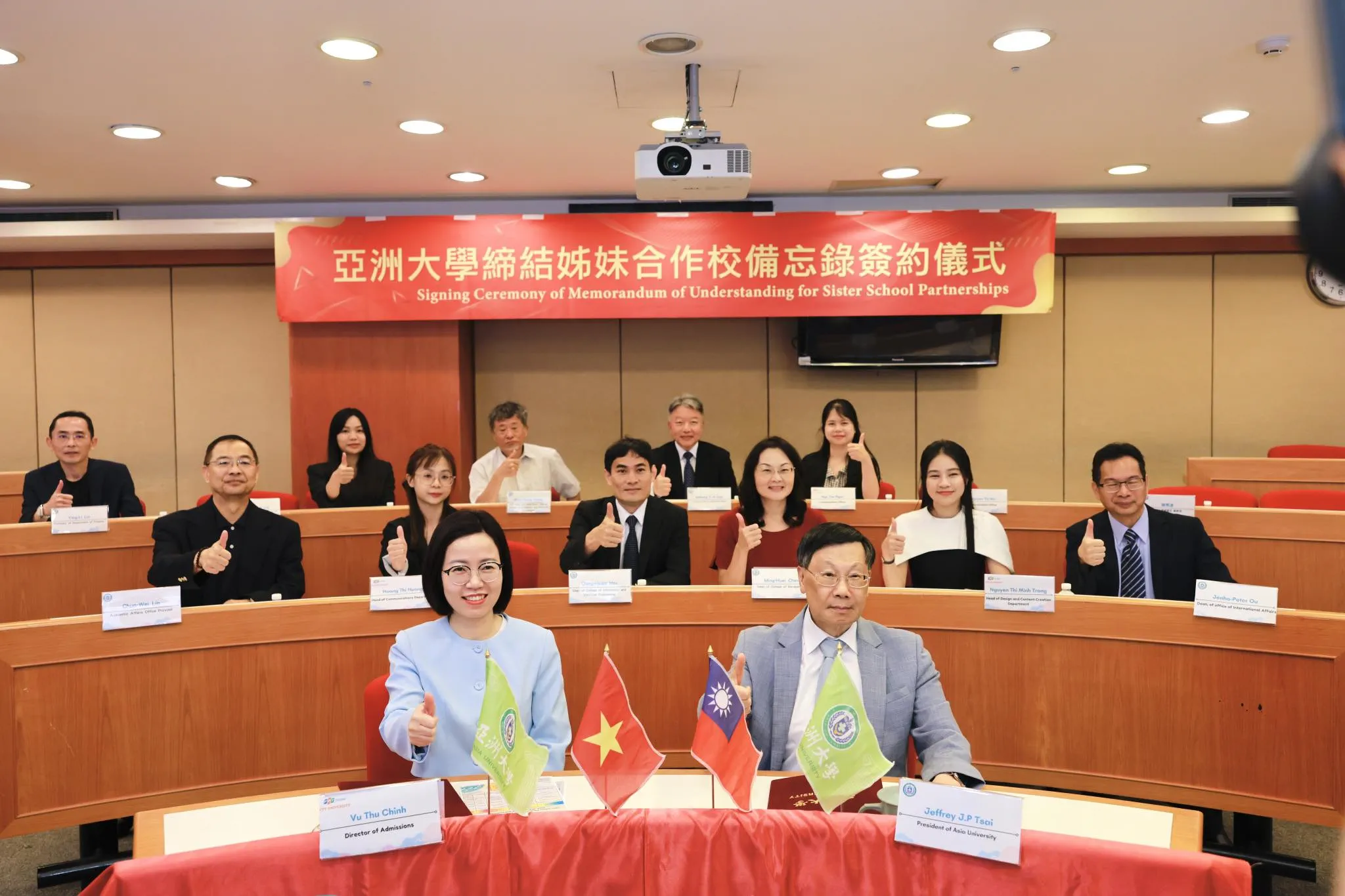 The collaboration agreement between the two universities serves as the foundation for educational initiatives and academic exchanges, providing Vietnamese students with access to the finest educational settings and international employment opportunities.