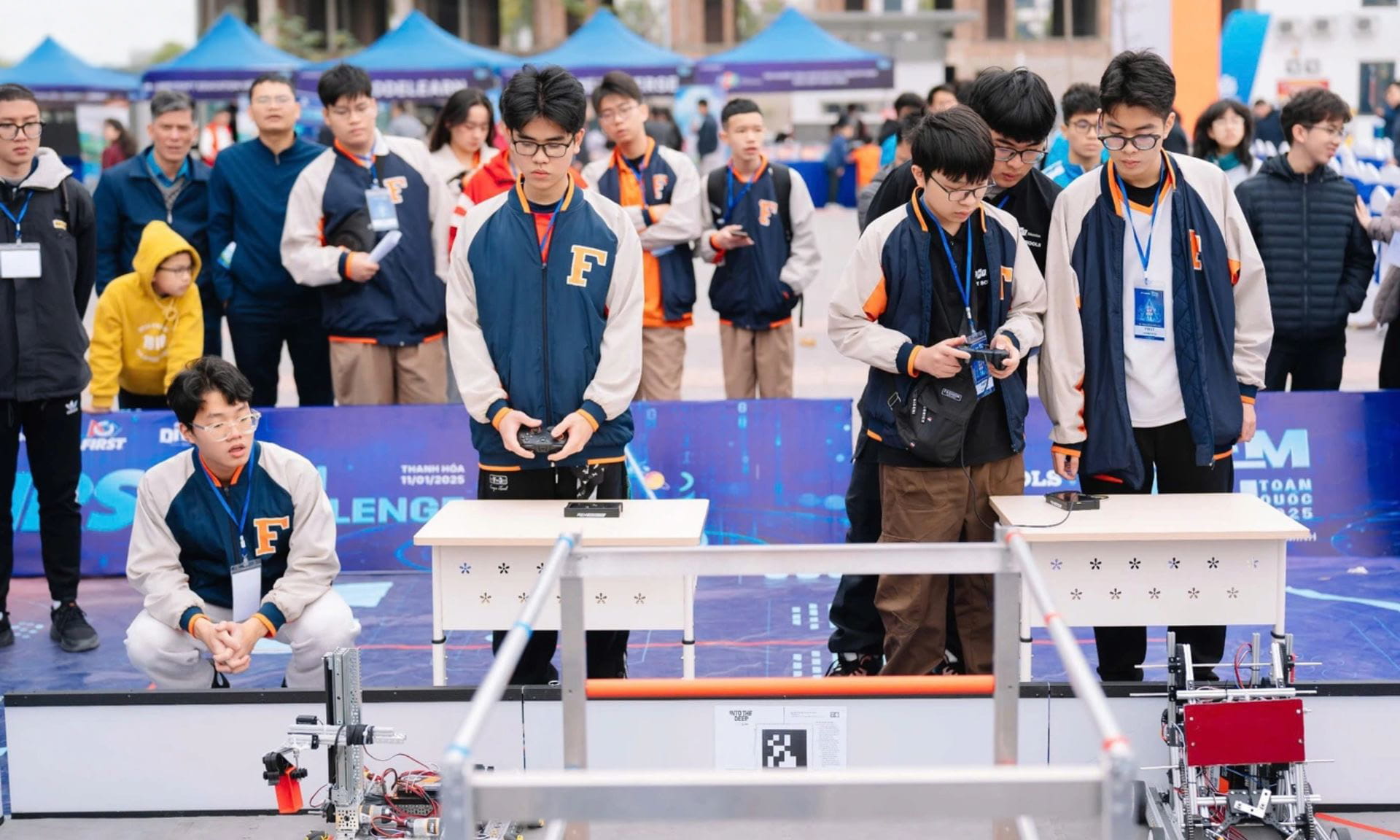 Hệ thống phổ thông FPT luôn có đầy đủ và sân chơi về STEM - Robotics - Coding - AI cho học sinh ở các độ tuổi