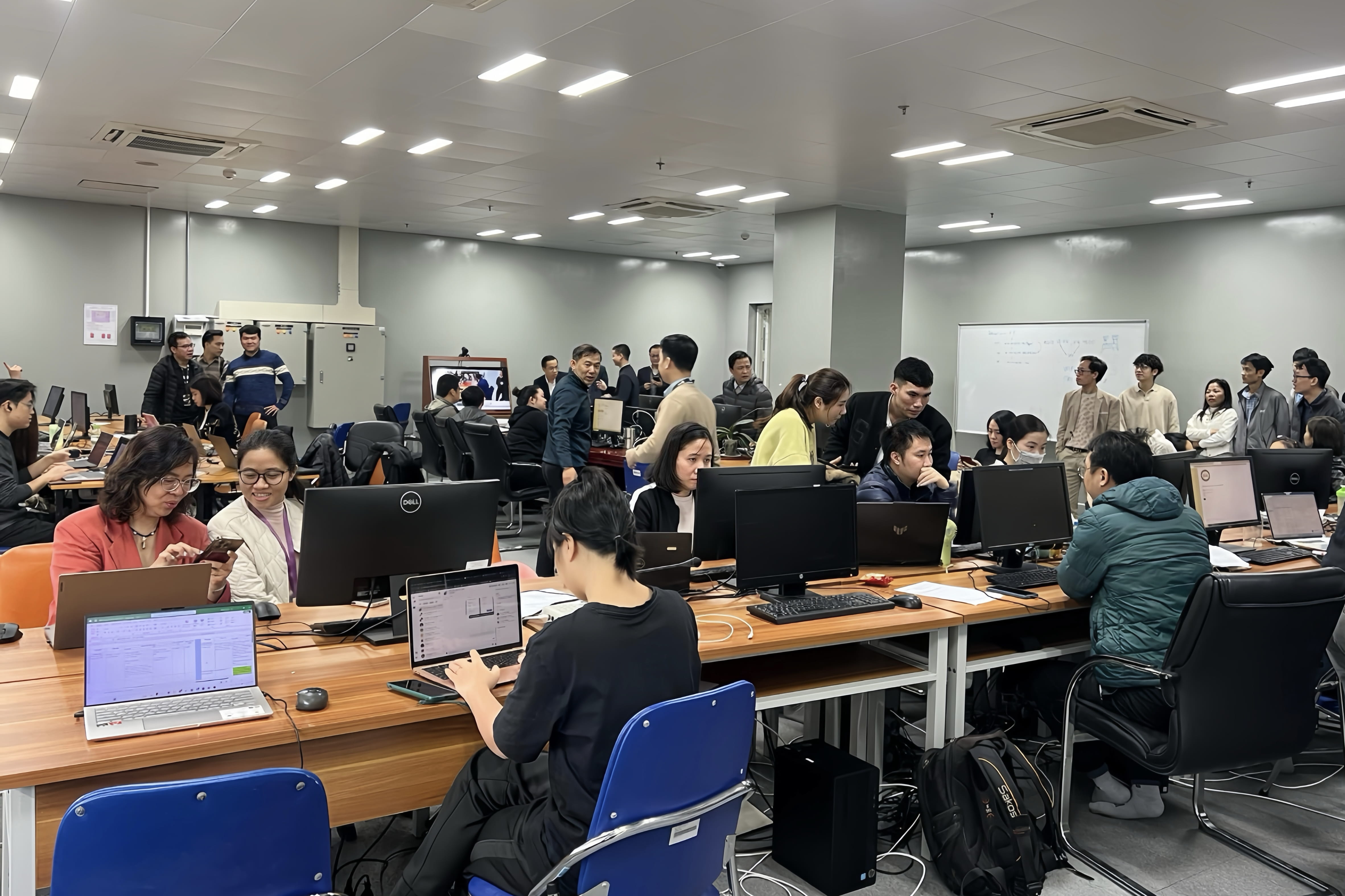 The IT Department of the State Bank of Vietnam closely cooperates with partners, including FPT Corporation, to carry out core system transformation.