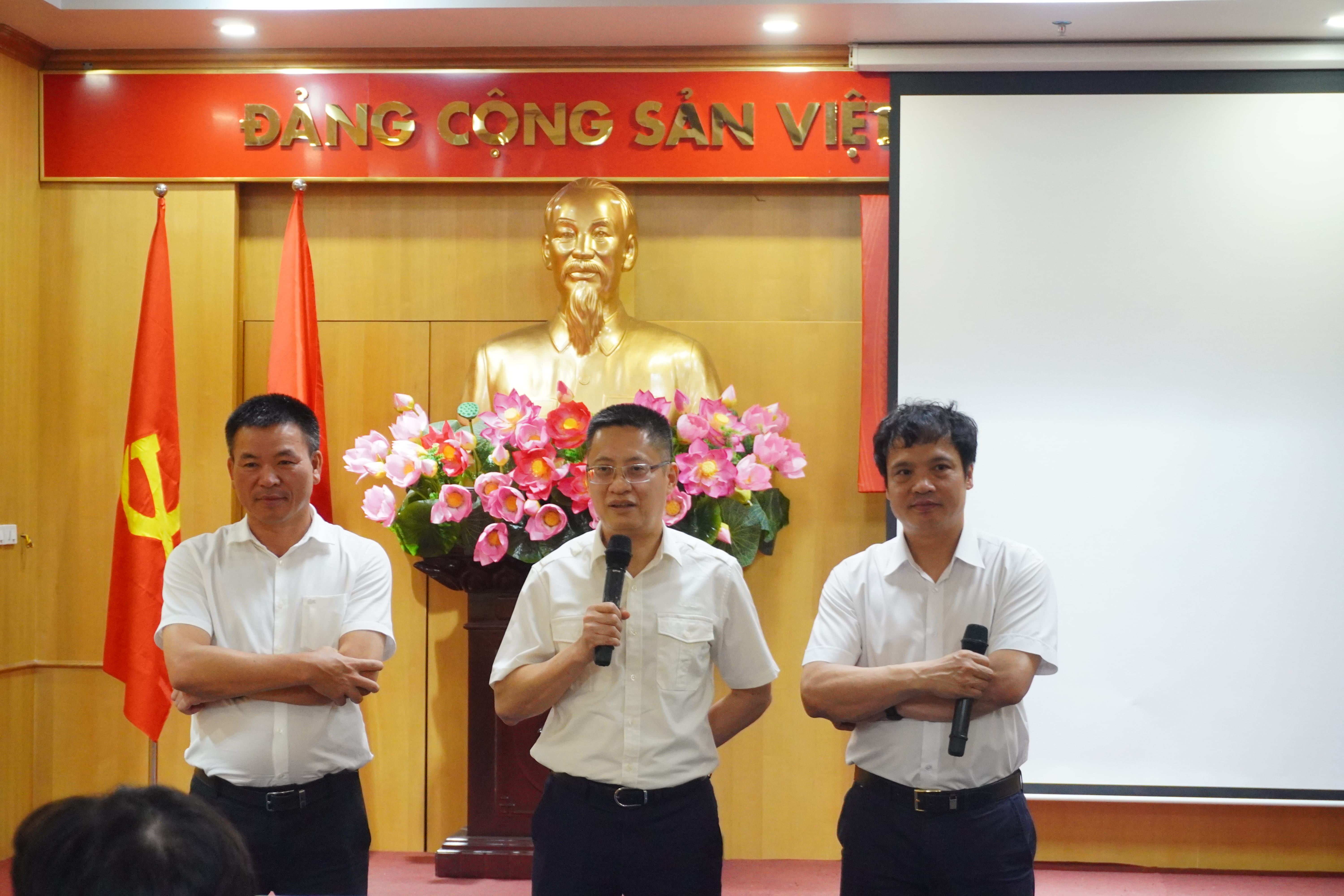 Mr. Phạm Quang Toàn – Head of Technology, Digital Transformation and Automation Division – GDT, commends FPT’s project team for their spirit and capability.
