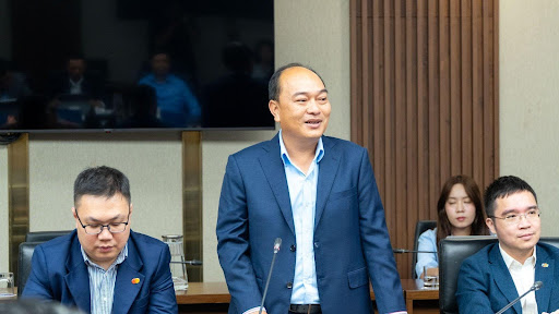 Mr. Le Minh Triet – General Director of HURC1 speaks at the event.